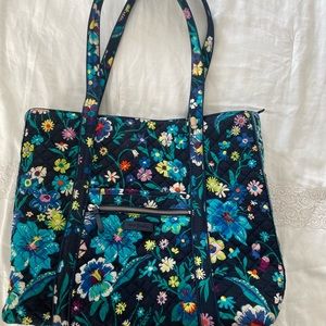 Vera Bradley The Tote Bag